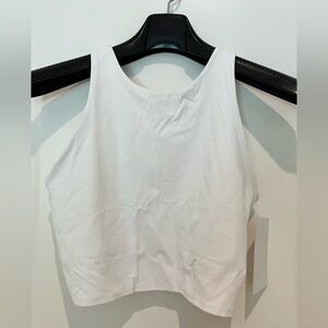 Athletic conscious crop A-C